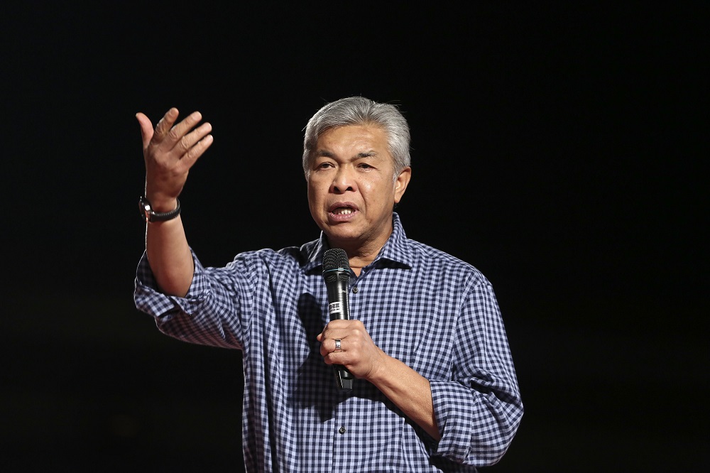 Datuk Seri Ahmad Zahid Hamidi speaks during the u00e2u20acu02dcPolitik Malaysia Baharuu00e2u20acu2122 town hall session at PWTC in Kuala Lumpur April 6, 2019. u00e2u20acu201d Picture by Yusof Mat Isa