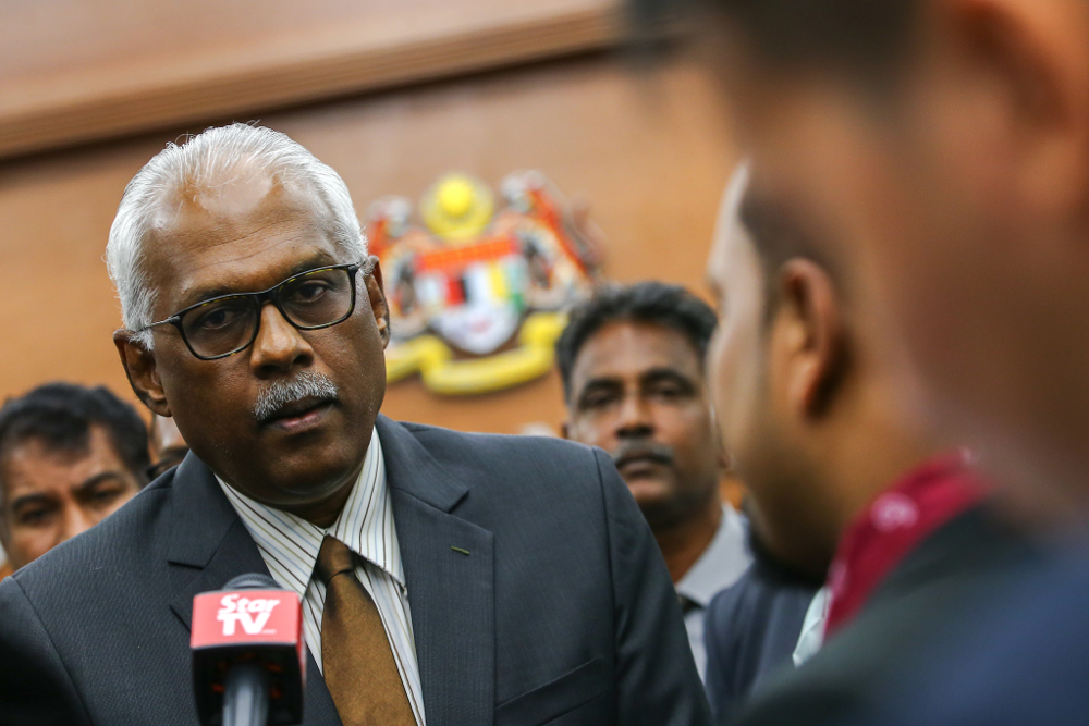 Charles also questioned if private companies would train prisoners with new skills as the Prisons Department is currently doing and if international standards on prisoners’ welfare would be complied with. — Picture by Hari Anggara