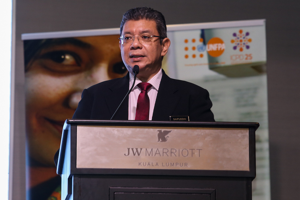 Foreign Minister Datuk Saifuddin Abdullah addresses the launch of the State of the World Population Report 2019 in Kuala Lumpur April 10, 2019. u00e2u20acu201d Picture by Ahmad Zamzahuri 