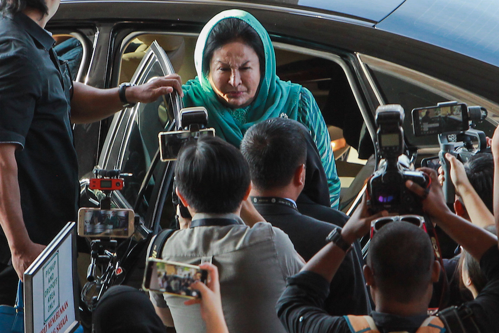 Datin Seri Rosmah Mansor arrives at the Kuala Lumpur Court Complex on April 10, 2019. u00e2u20acu201d Picture by Hari Anggara
