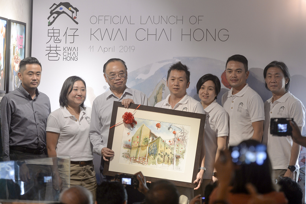 (From left) Think City senior programme manager Daniel Lim, Zeen Chang, Bukit Bintang MP Fong Kui Lun and Coco Lew (third right) are seen with the founders of Bai Chuan Management. 