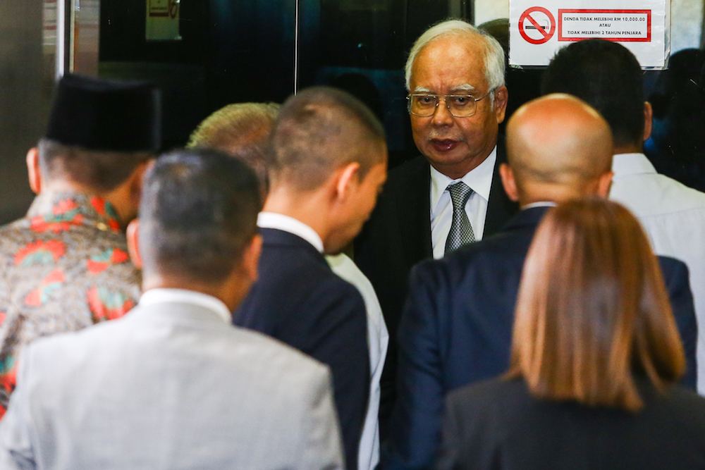 Datuk Seri Najib Razak arrives at the Kuala Lumpur Court Complex April 15, 2019. u00e2u20acu201d Picture by Hari Anggara