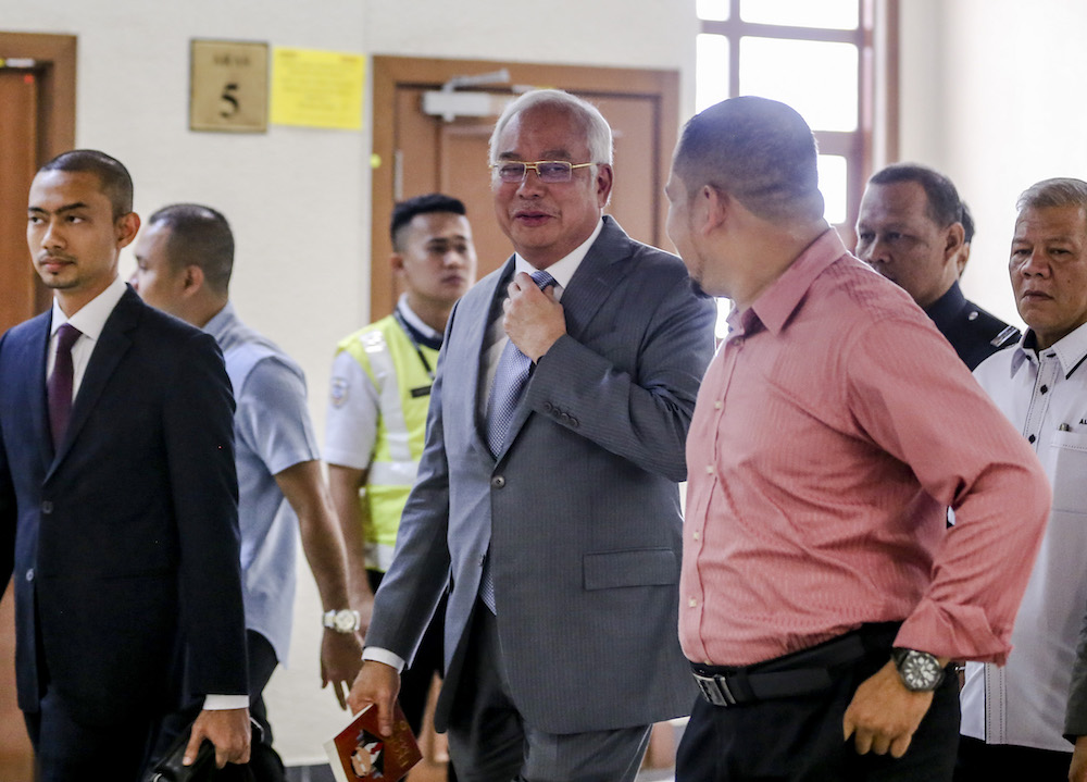 Datuk Seri Najib Razak arrives at the Kuala Lumpur Court Complex April 22, 2019. u00e2u20acu201d Picture by Firdaus Latif