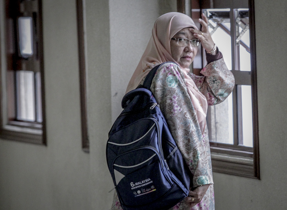 Manisah Othman, a civil servant at the Department of Statistics Malaysia is pictured at the Kuala Lumpur High Court Complex April 22, 2019. — Picture by Firdaus Latif 