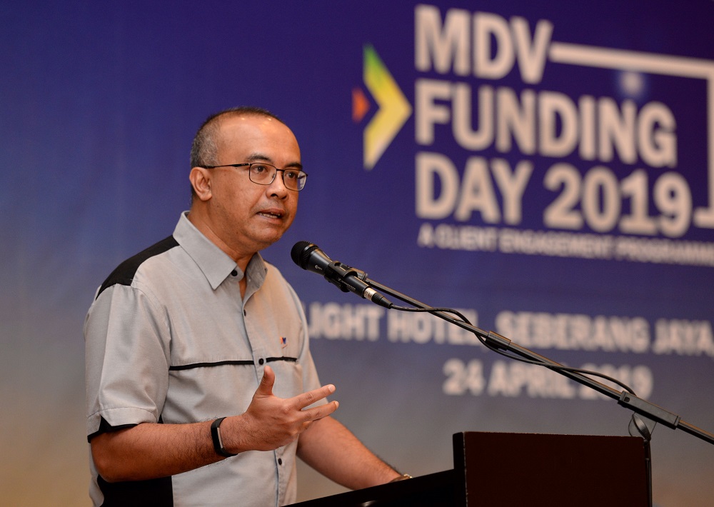 MDV chief executive officer Nizam Mohamed Nadzri delivers his speech at a MDV client engagement programme in Seberang Jaya April 24, 2019. 
