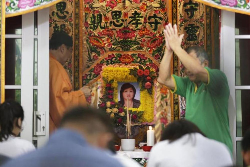 The wake of the late Seow Kim Choo at Telok Kurau Lor H on 9 June, 2016. u00e2u20acu201d TODAY file pic