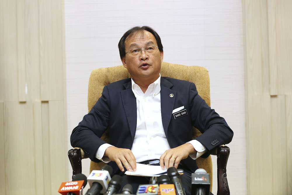 Works Minister Baru Bian speaks to reporters in his office in Kuala Lumpur April 26, 2019. u00e2u20acu201d Picture by Yusof Mat Isa