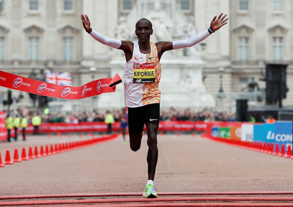 Kenya's Eliud Kipchoge celebrates winning the men's elite race at the London Marathon, April 28, 2019. u00e2u20acu201d Reuters pic