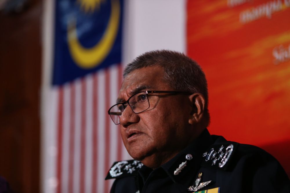 Inspector-General of Police Tan Sri Mohamad Fuzi Harun addresses reporters during a press conference at the Selayang Hospital April 26, 2019. u00e2u20acu2022 Picture by Ahmad Zamzahuri 