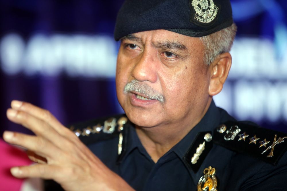 Perak police chief Datuk Razarudin Husain speaks to reporters at Mydin Meru, Ipoh April 9, 2019. u00e2u20acu201d Picture by Farhan Najib