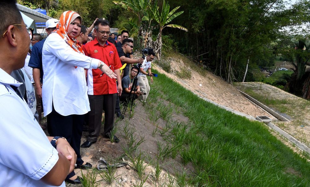 Rural Development Minister Datuk Seri Rina Mohd Harun visiting a slope repair work project and related works at the Kampung Limbanak Kemas Kindergarten in Kota Kinabalu, April 7, 2019. u00e2u20acu201d Bernama pic