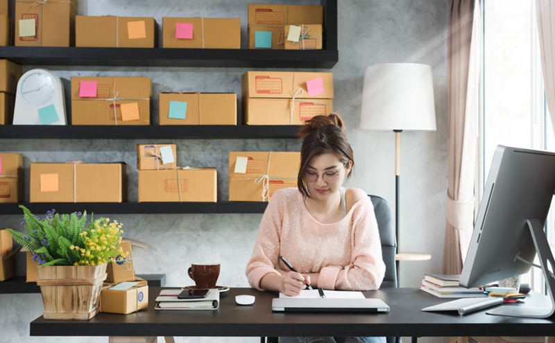 Do you have a burgeoning side income but are unsure of how to declare or pay taxes for it? Hereu00e2u20acu2122s your guide to managing taxes of a small business project. u00e2u20acu201d RinggitPlus pic
