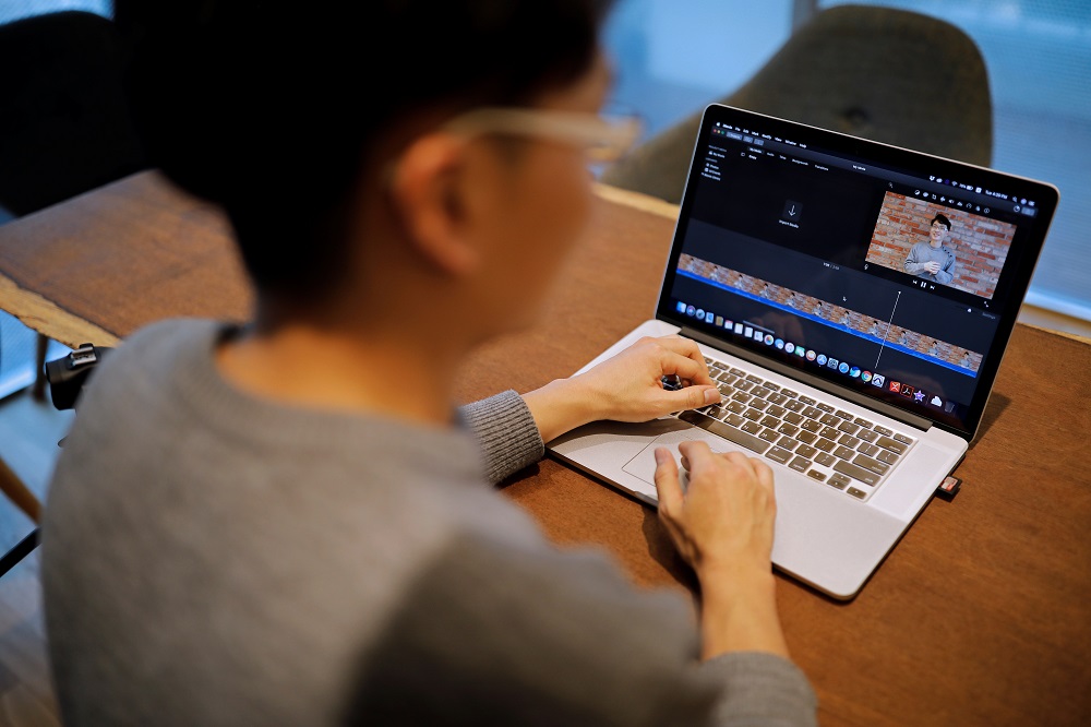 Yoon Chang-hyun works on his Youtube clip in Seongnam, South Korea February 12, 2019. u00e2u20acu201d Reuters pic