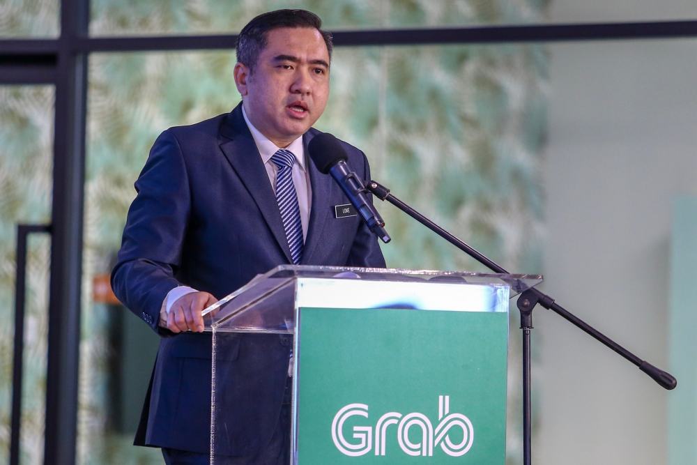 Transport Minister Anthony Loke speaks during a media event at Grab Malaysiau00e2u20acu2122s headquarters in Petaling Jaya April 11, 2019. u00e2u20acu2022 Picture by Hari  Anggara