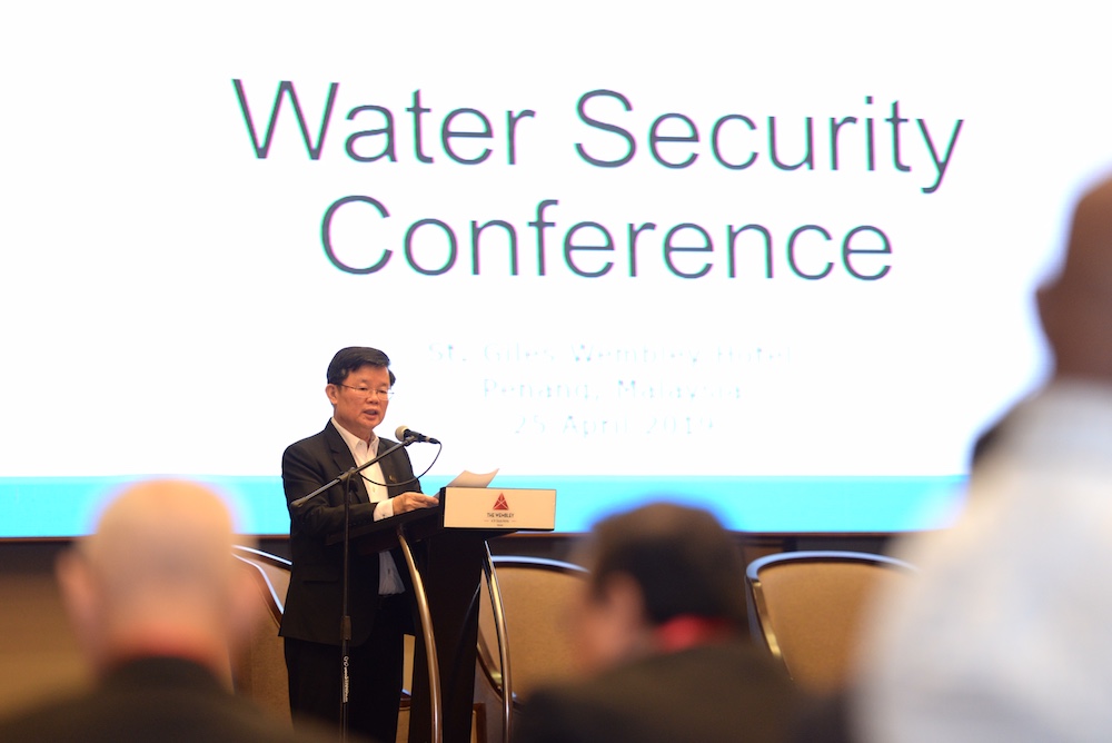 Penang Chief Minister Chow Kon Yeow delivers his speech at the Water Security Conference in George Town April 25, 2019. u00e2u20acu201d Picture by Steven KE Ooi