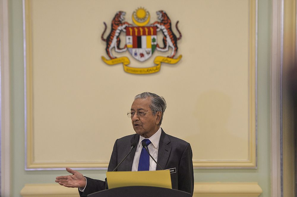 Tun Dr Mahathir Mohamad speaks during a press conference at the Prime Ministeru00e2u20acu2122s Office in Putrajaya April 5, 2019. u00e2u20acu201d Picture by Miera Zulyana