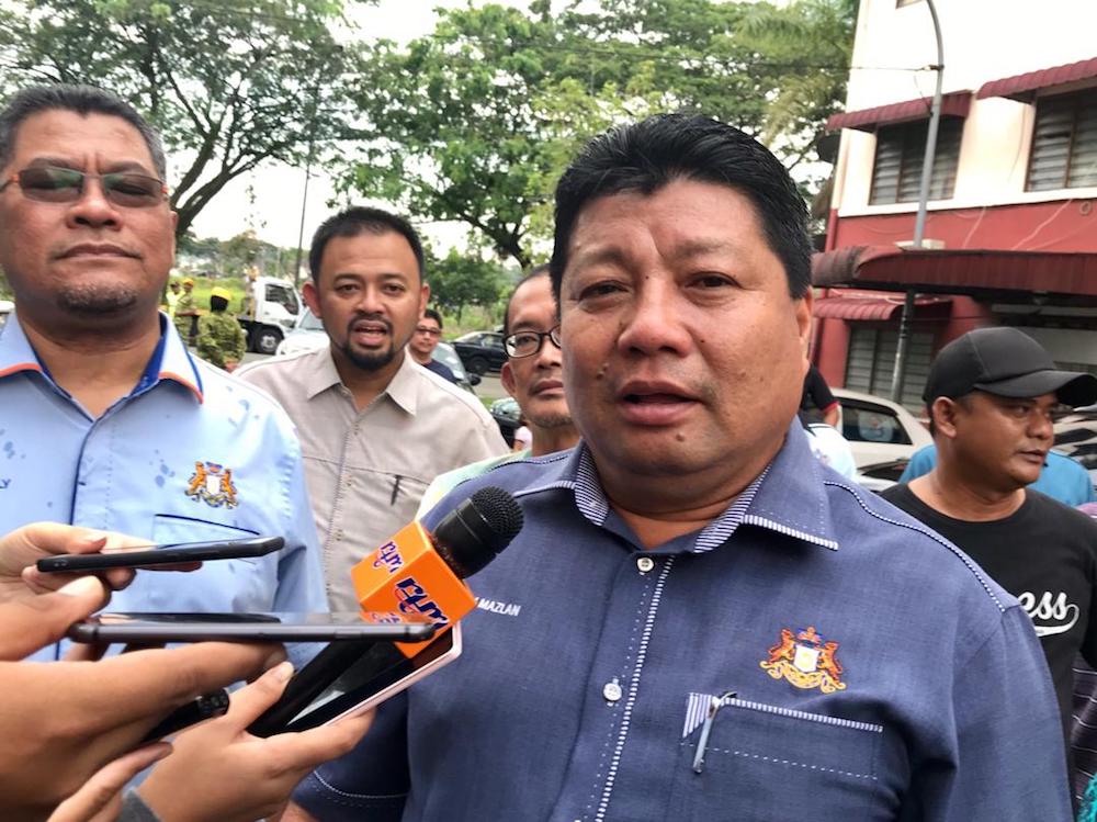 Mazlan Bujang said the state government will discuss on the stateu00e2u20acu2122s sovereign rights and its legal implications on the ship-to-ship (STS) transfer hub next week. u00e2u20acu201d Picture by Ben Tan