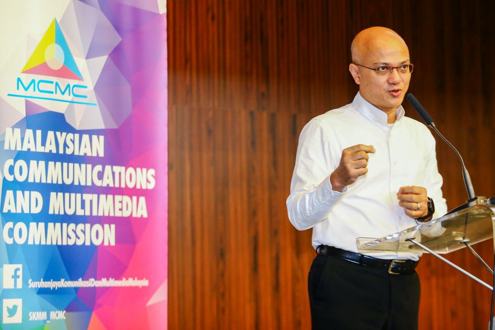 MCMC chairman Al-Ishsal Ishak speaks during a media briefing for the 5G Malaysia Showcase in Putrajaya April 3, 2019.u00e2u20acu201d Picture by Hari Anggara