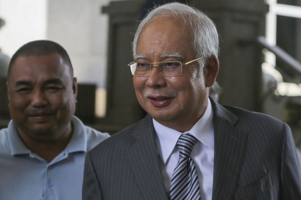 Datuk Seri Najib Razak leaves the Federal Court in Putrajaya April 5, 2019. u00e2u20acu201d Picture by Yusof Mat Isa