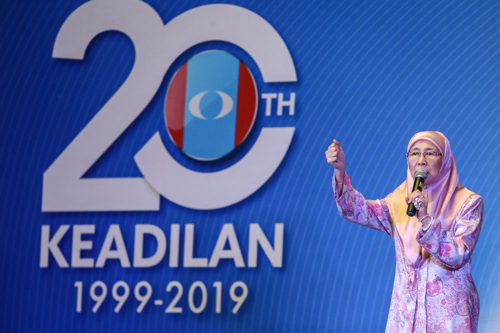 Datuk Seri Dr Wan Azizah Wan Ismail delivers a speech during PKRu00e2u20acu2122s 20th anniversary celebration at Dataran Rantau, Negri Sembilan April 4, 2019. u00e2u20acu201d Picture by Hari Anggara