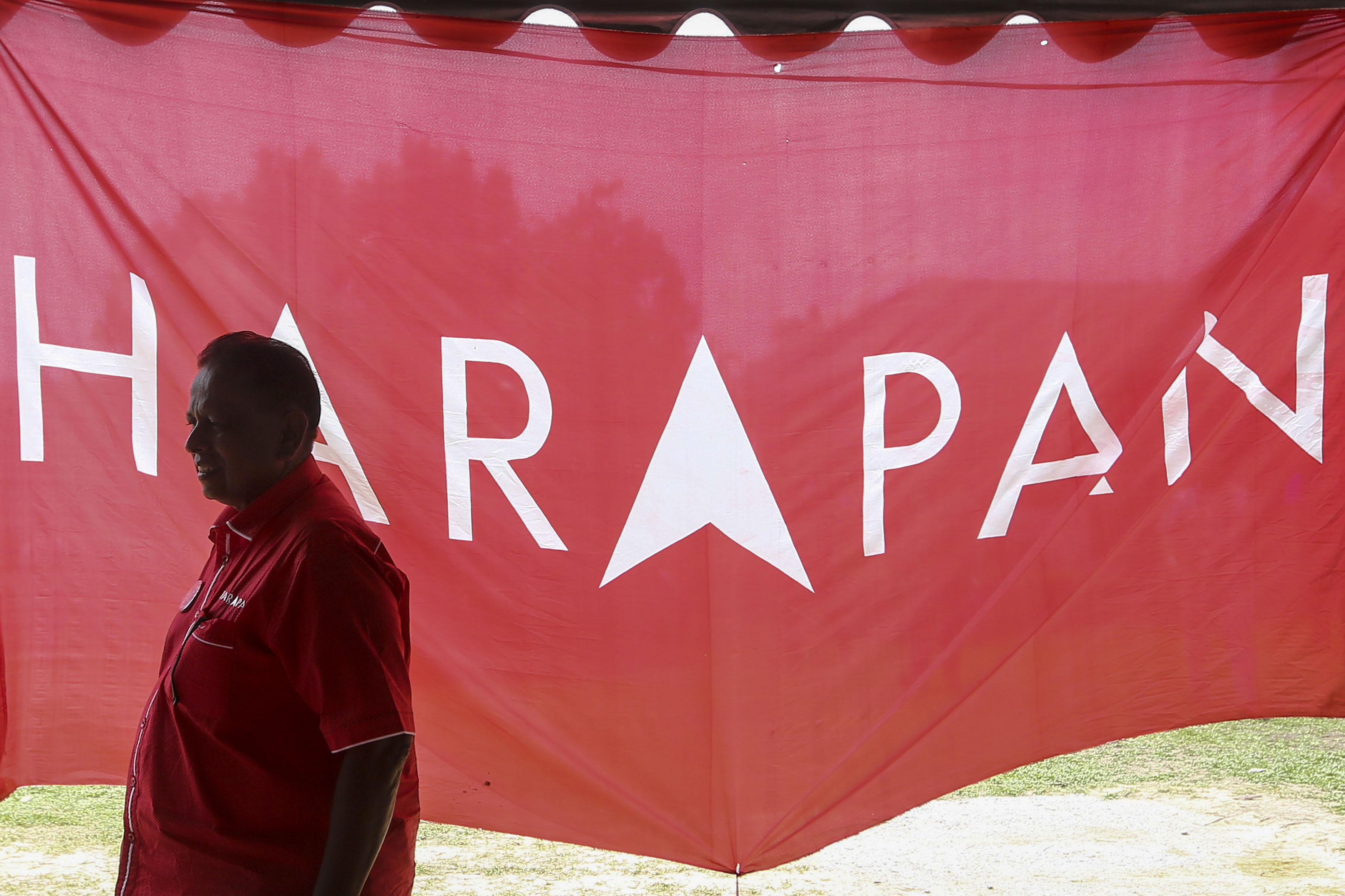 Pakatan Harapan candidate for the Rantau by-election Dr S. Streram is pictured during his campaign at Kampung Sega in Rantau April 10, 2019. u00e2u20acu201d Picture by Yusof Mat Isa