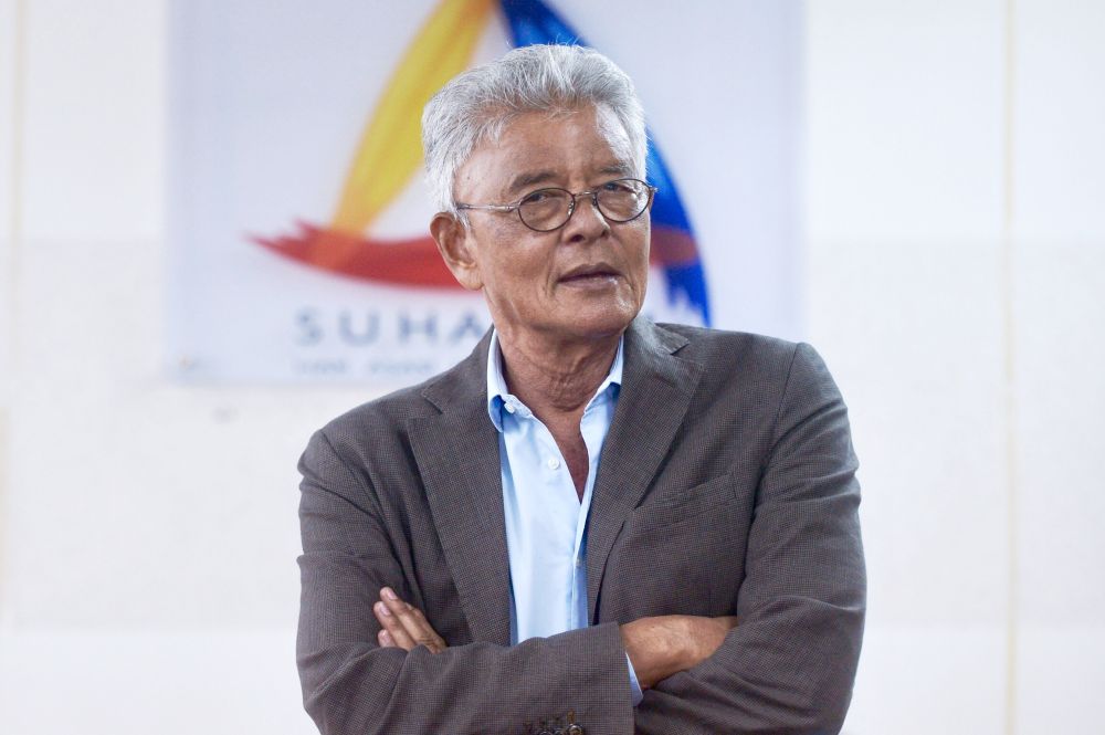 Suhakam chairman Tan Sri Razali Ismail speaks during a press conference in Kuala Lumpur April 4, 2019. u00e2u20acu201d Picture by Mukhriz Hazim