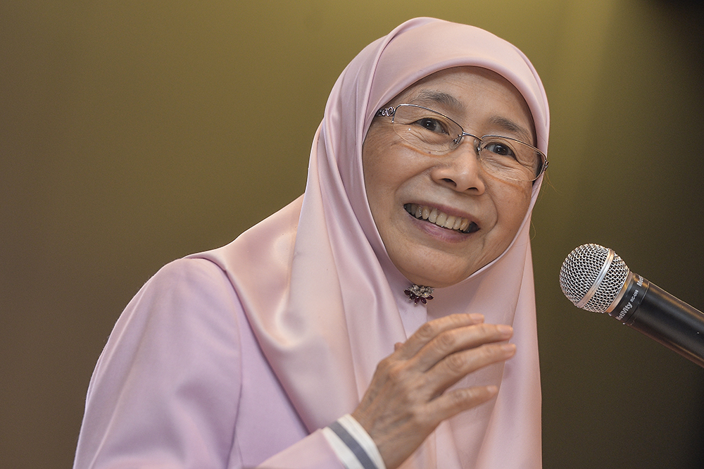 Datuk Seri Dr Wan Azizah Wan Ismail delivers her speech during the signing of an MoU between Yayasan Kebajikan Negara and the Woman, Family and Community Development Ministry in Putrajaya April 15, 2019. u00e2u20acu201d Picture by Miera Zulyana