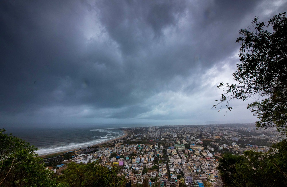 Clouds loom ahead of cyclone Fani in Visakhapatnam, India May 1, 2019. u00e2u20acu201d Reuters pic 