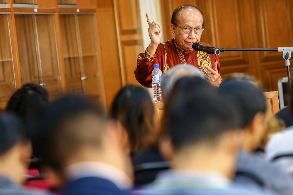 Founder and chairman of Yayasan Budi Tan Sri Rais Yatim delivers his opening speech during the Bar Councilu00e2u20acu2122s public forum at the Kuala Lumpur and Selangor Chinese Assembly Hall May 4, 2019. u00e2u20acu201d Picture by Hari Anggara