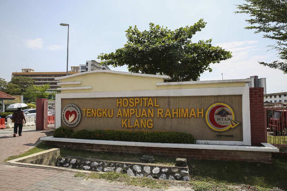 The Tengku Ampuan Rahimah Hospital (HTAR) is pictured in Klang May 13, 2019. u00e2u20acu201d Picture by Yusof Mat Isa