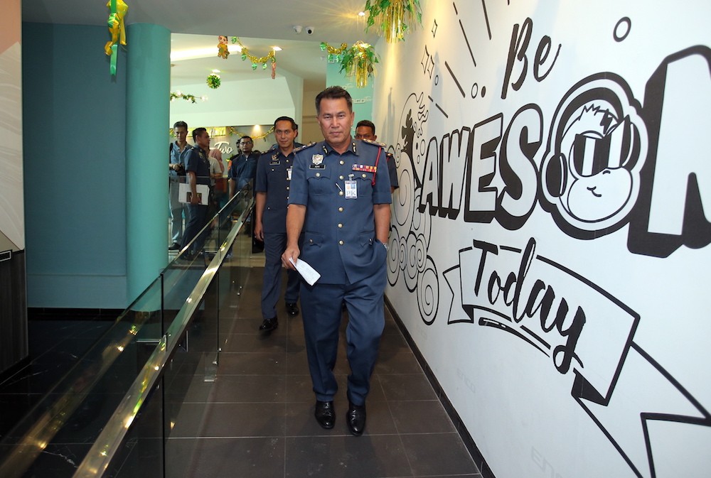 State Fire and Rescue Department director Azmi Osman inspects an entertainment centre in Ipoh May 15, 2019. u00e2u20acu201d Picture by Farhan Najib