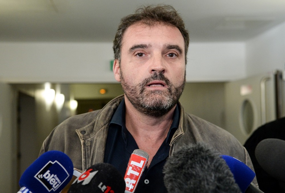 Frederic Pechier, an anaesthetist suspected of poisoning and murder at the Besancon hospital, talks to journalists as he leaves the court after his hearing in Besancon in France March 29, 2017. u00e2u20acu201d AFP pic