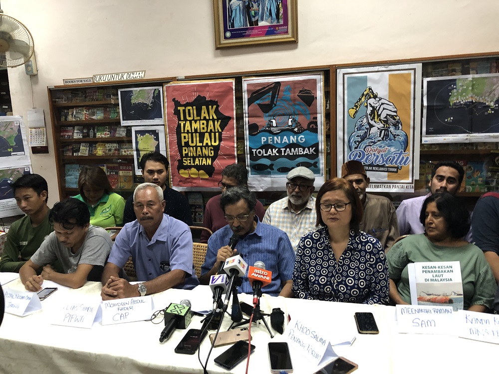 A joint press conference by 15 NGOs at the Penang Consumersu00e2u20acu2122 Association headquarters in George Town May 20, 2019. u00e2u20acu201d Pictures by Opalyn Mok