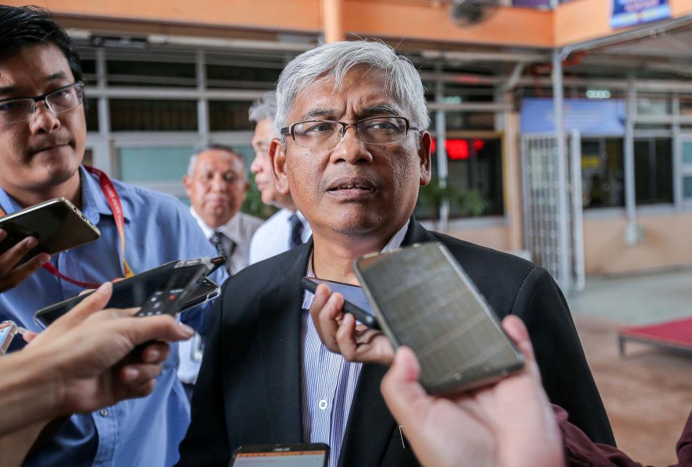 Perak DAP vice-chairman Abdul Aziz Bari said he has no qualms if he is dropped as state executive councillor. u00e2u20acu201d Picture by Farhan Najib 