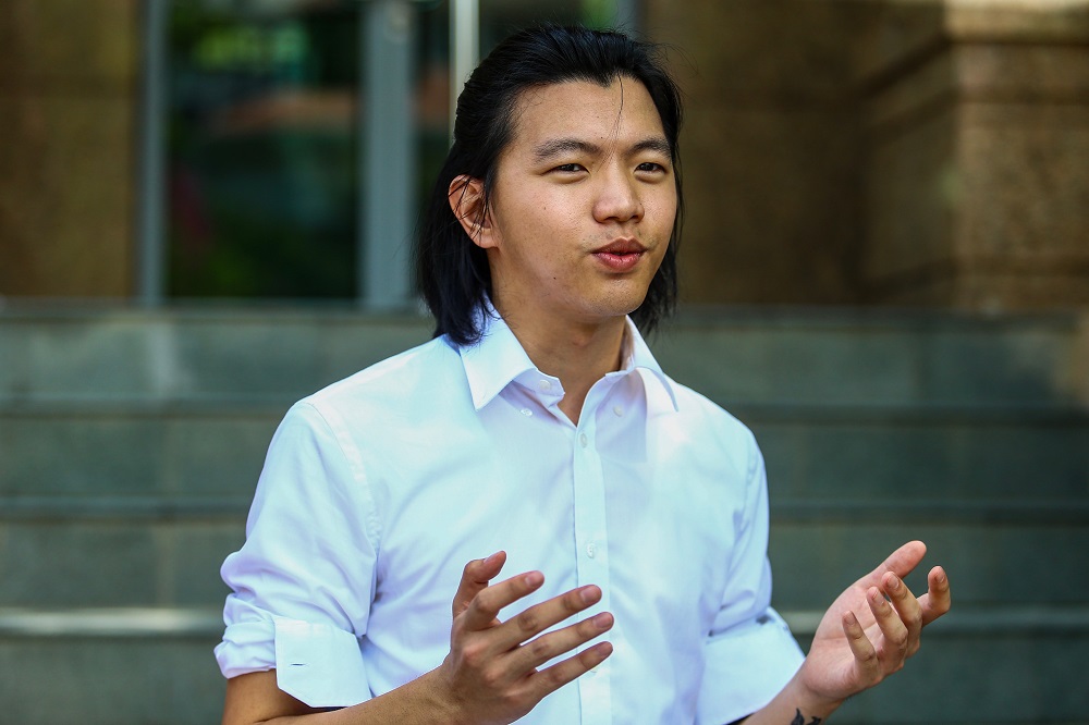 Suaram documentation and monitoring coordinator, Dobby Chew Chuan Yang, speaks to reporters outside the Prime Ministeru00e2u20acu2122s Office in Putrajaya May 31, 2019. u00e2u20acu201d Picture by Hari Anggara