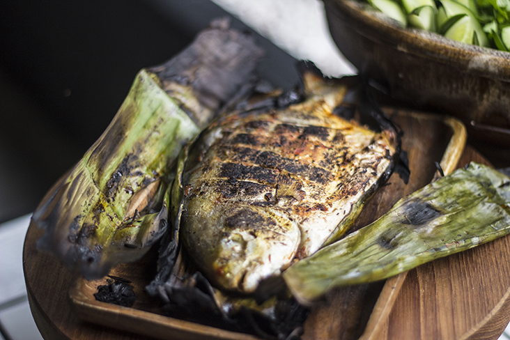 Nothing beats a good 'ikan bakar' with various sauces