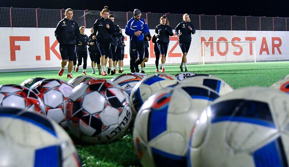 Eminau00e2u20acu2122s players attend a late training session in Mostar, on March 11, 2019. u00e2u20acu201d AFP pic