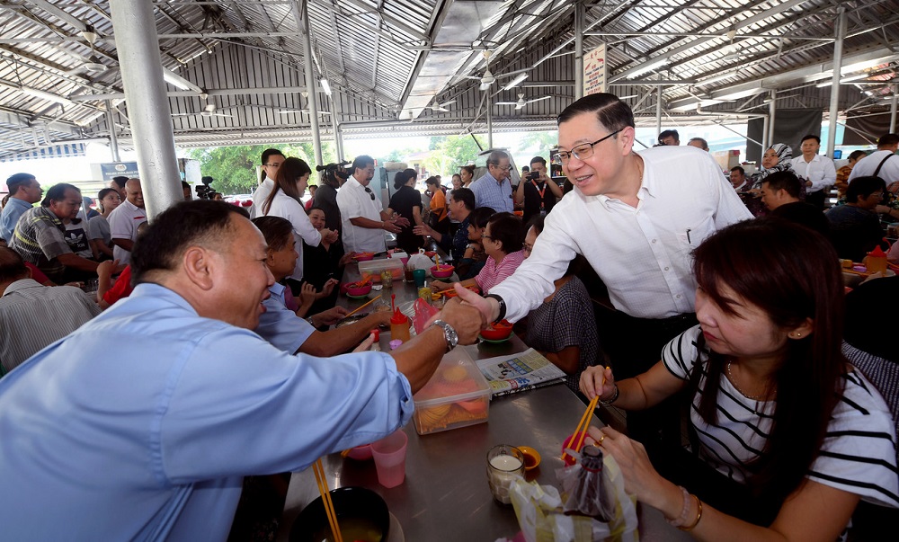 Finance Minister Lim Guan Eng during a visit to the Elopura market in Sandakan May 27, 2019. u00e2u20acu201d Bernama pic
