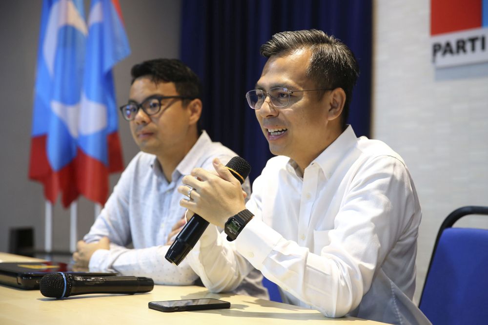PKR communication director Fahmi Fadzil speaks during a press conference at the partyu00e2u20acu2122s headquarters in Petaling Jaya May 9, 2019. u00e2u20acu201d Picture by Yusof Mat Isa