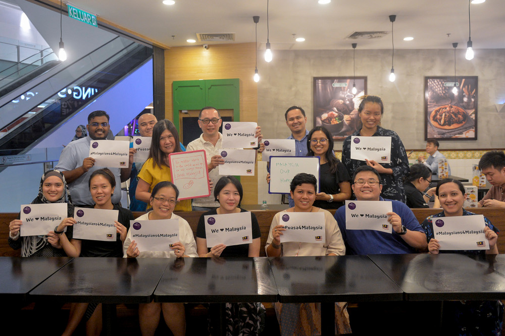 The programme has since evolved into a nationwide cause, with members of the movement in several other states organising their own series of events. — Picture by Mukhriz Hazim