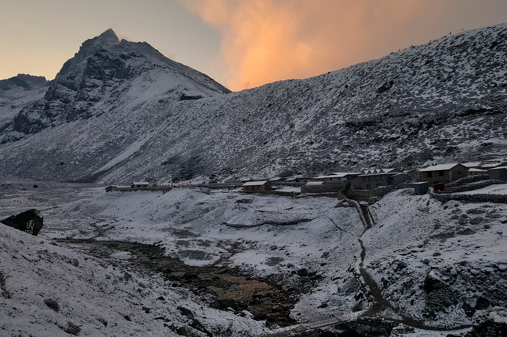 A general view of the Khumbu Valley is seen in the Everest region of Nepal April 14, 2016. u00e2u20acu201d Reuters pic      