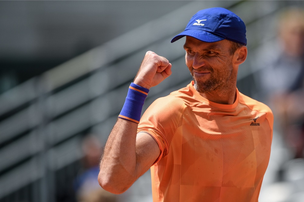 Croatia's Ivo Karlovic reacts during his men's singles first round match against Spain's Feliciano Lopez on day three of The Roland Garros 2019 French Open tennis tournament in Paris May 28, 2019. u00e2u20acu201d AFP pic