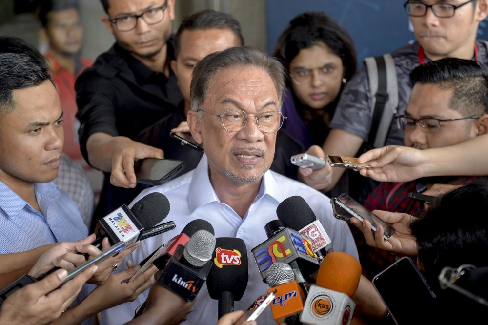 Datuk Seri Anwar Ibrahim speaks during the National Youth Convention at Universiti Kebangsaan Malaysia in Bangi May 15, 2019. u00e2u20acu201d Picture by Mukhriz Hazim