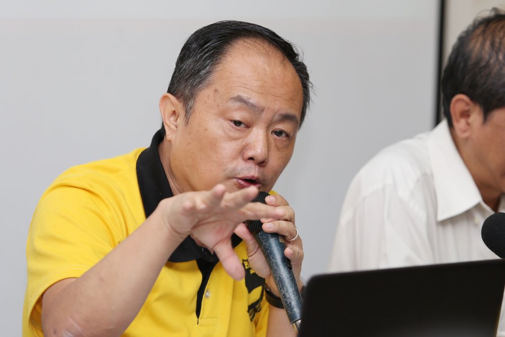 Bersih 2.0 chairman Thomas Fann speaks during a press conference in Petaling Jaya May 9, 2019. u00e2u20acu2022 Picture by Choo Choy May