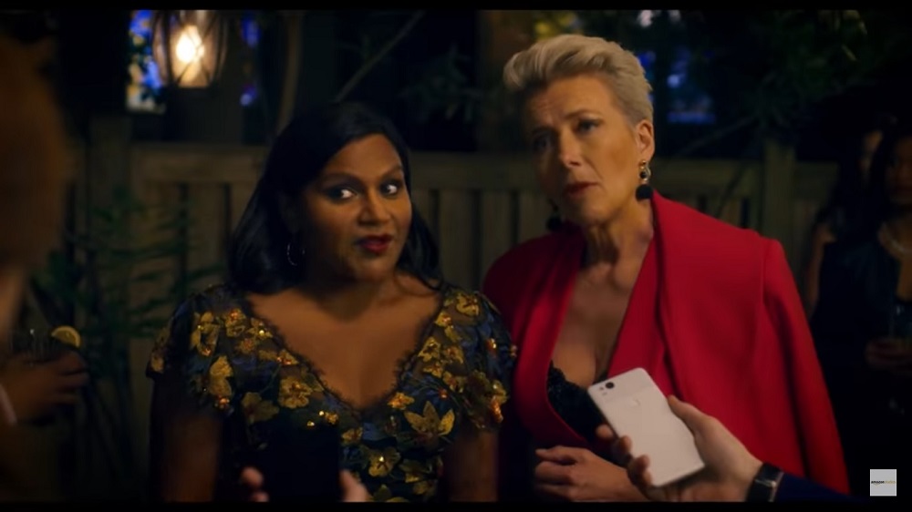 A screengrab from u00e2u20acu02dcLate Nightu00e2u20acu2122 that stars Emma Thompson and Mindy Kaling.