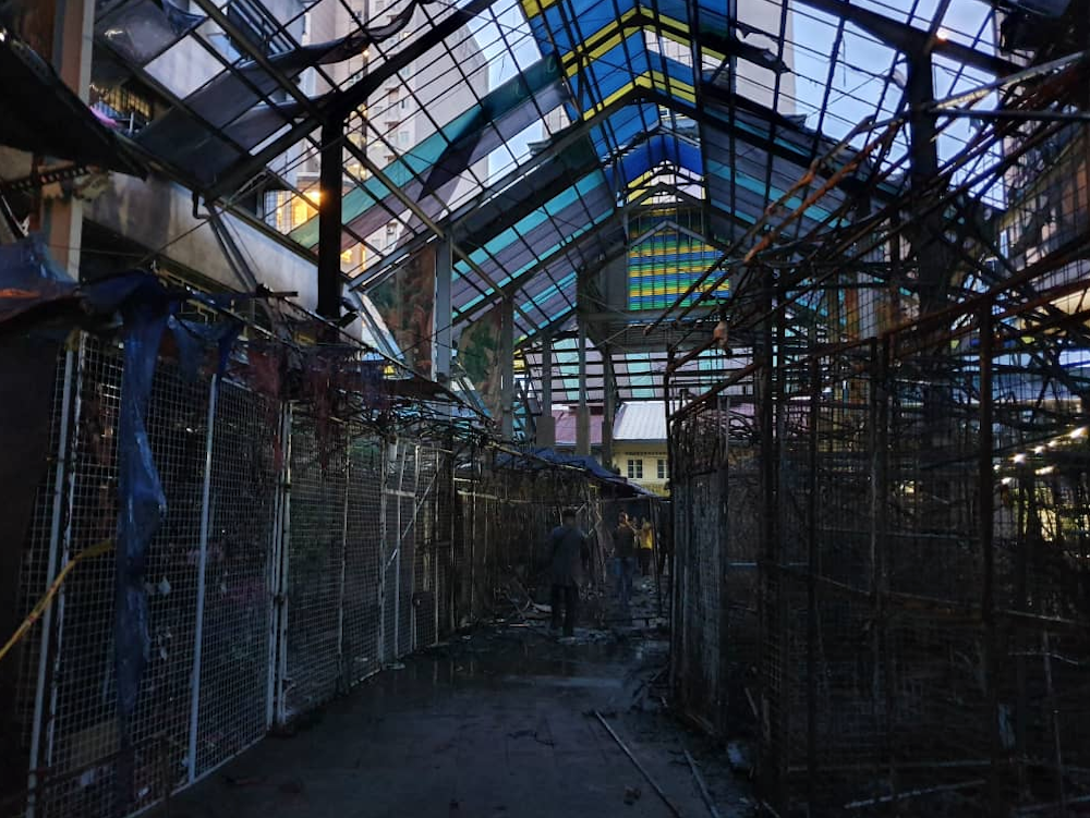 The stalls outside Wisma Yakin in Masjid India are seen after the fire was put out in the early hours of May 21, 2019. u00e2u20acu201d Picture via Twitter/Bernamadotcom