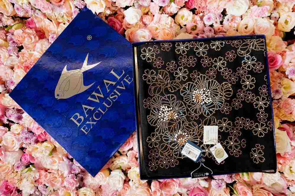 The pricey hijab was a custom design by Swarovski's in-house designer. ― Picture via Facebook/ Bawal Exclusive