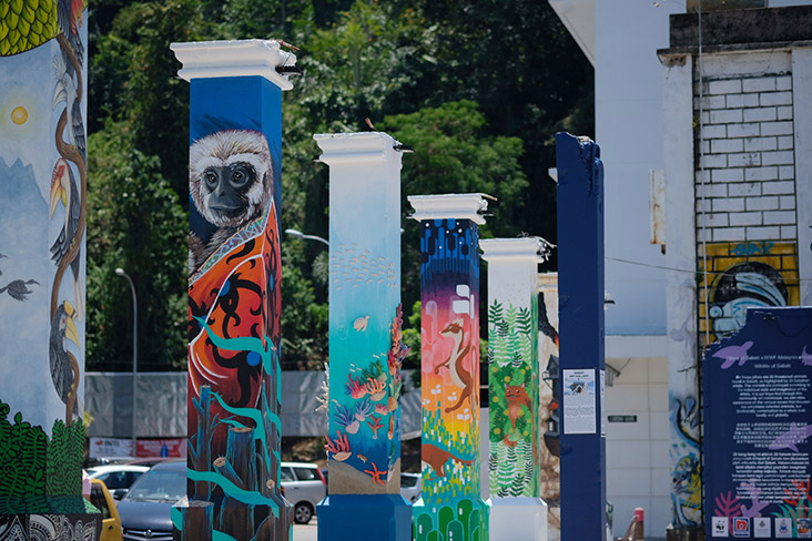 The colourful pillars bring new life to this space which was left abandoned for a long time.