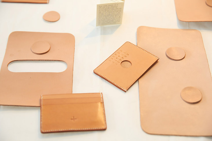 You can pick up a cardholder from Utile's Diffusion Range that is made from leather sourced from a renowned third-generation Italian tannery.