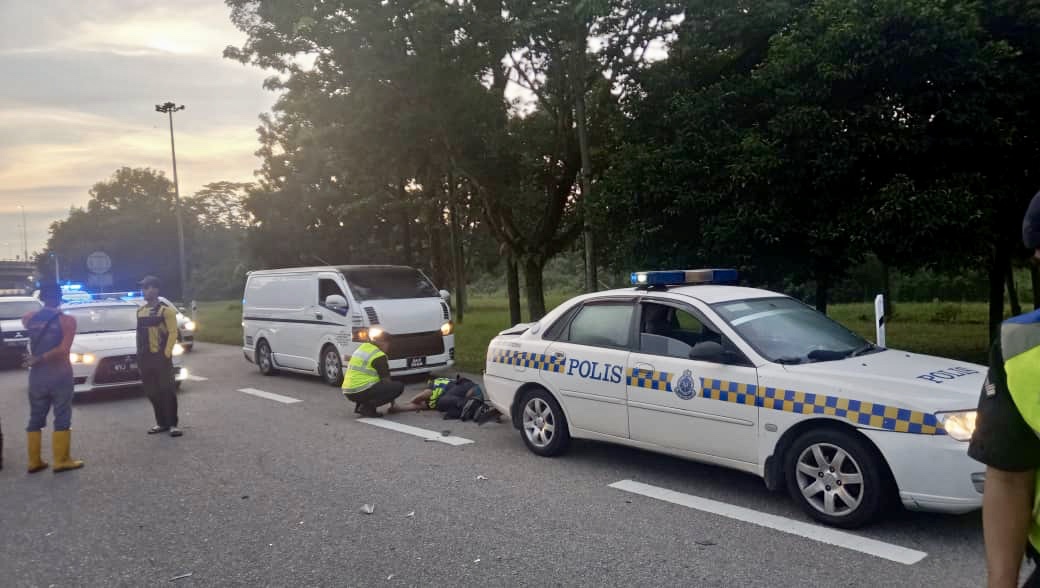 A general view of the scene of the accident that took place at 23.2km of the Second Link Expressway just before the Taman Perling toll plaza in Johor Baru June 1, 2019. u00e2u20acu201d Picture courtesy of Royal Malaysia Police